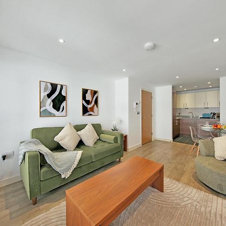 2 Bed Executive Apartment Next To Liverpool Street Free Wifi By City Stay Aparts ロンドン エクステリア 写真