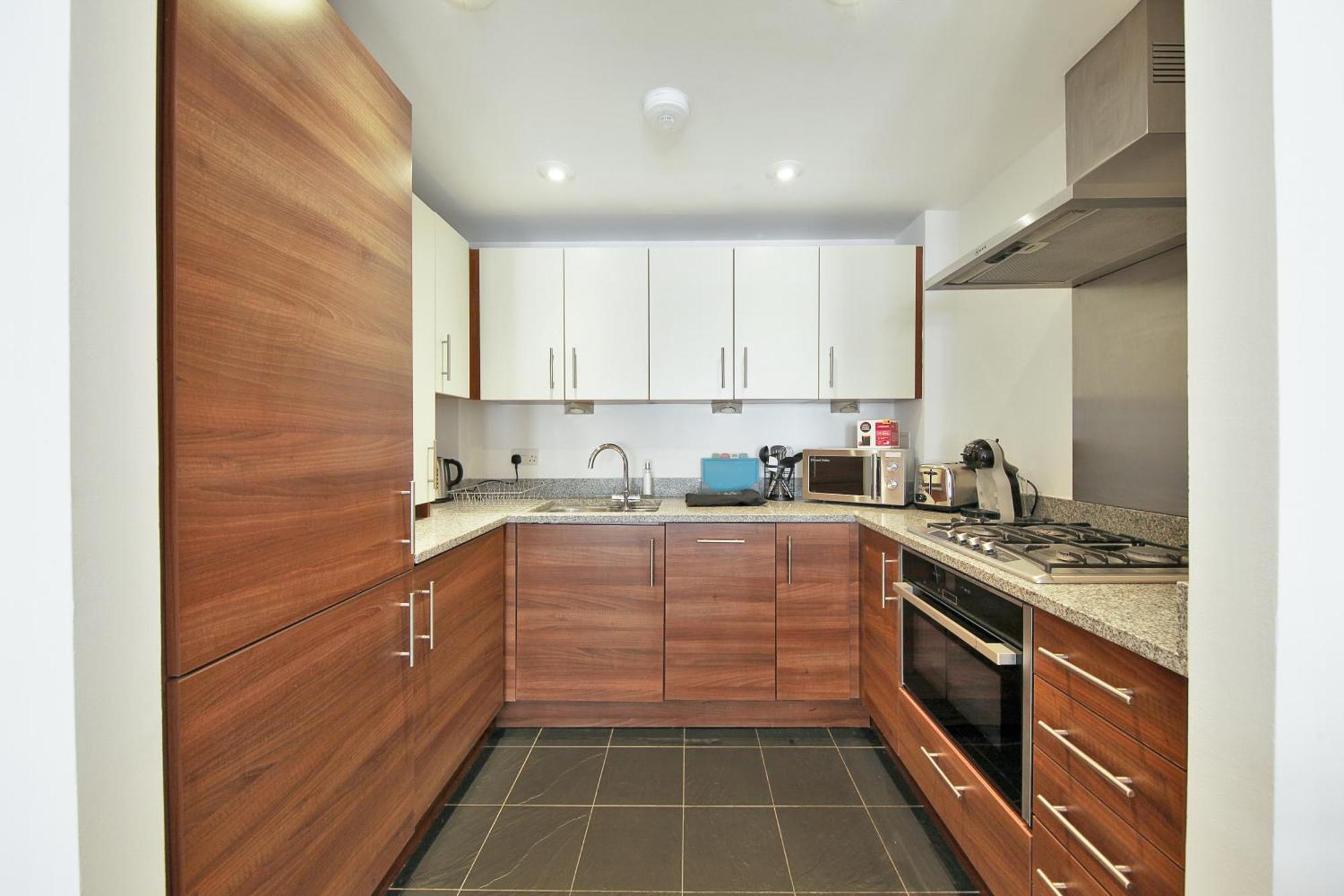 2 Bed Executive Apartment Next To Liverpool Street Free Wifi By City Stay Aparts ロンドン エクステリア 写真