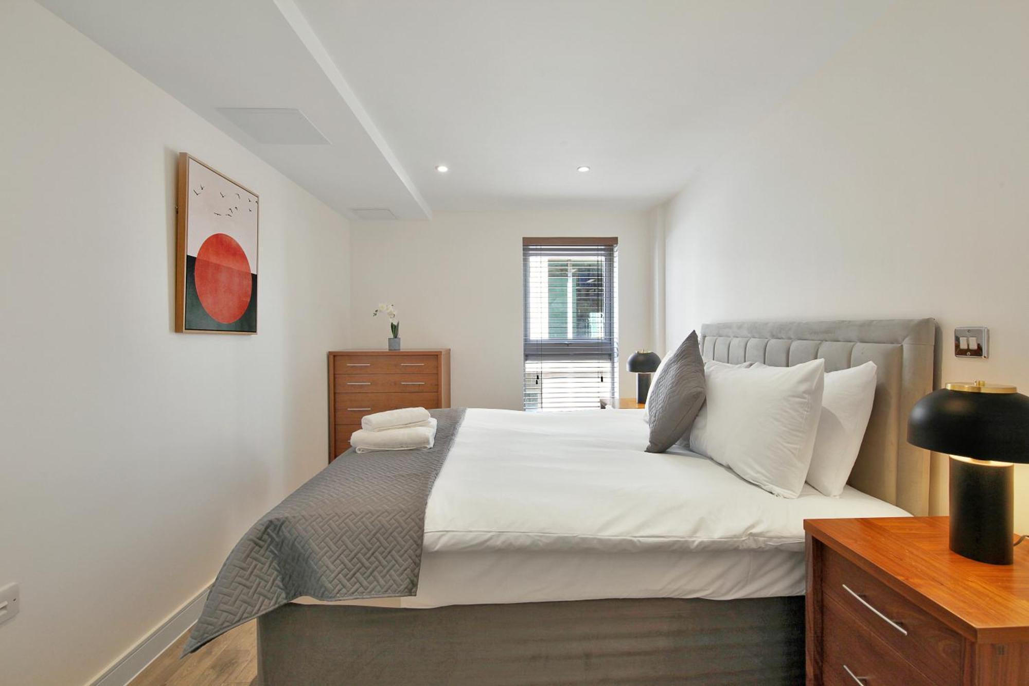 2 Bed Executive Apartment Next To Liverpool Street Free Wifi By City Stay Aparts ロンドン エクステリア 写真