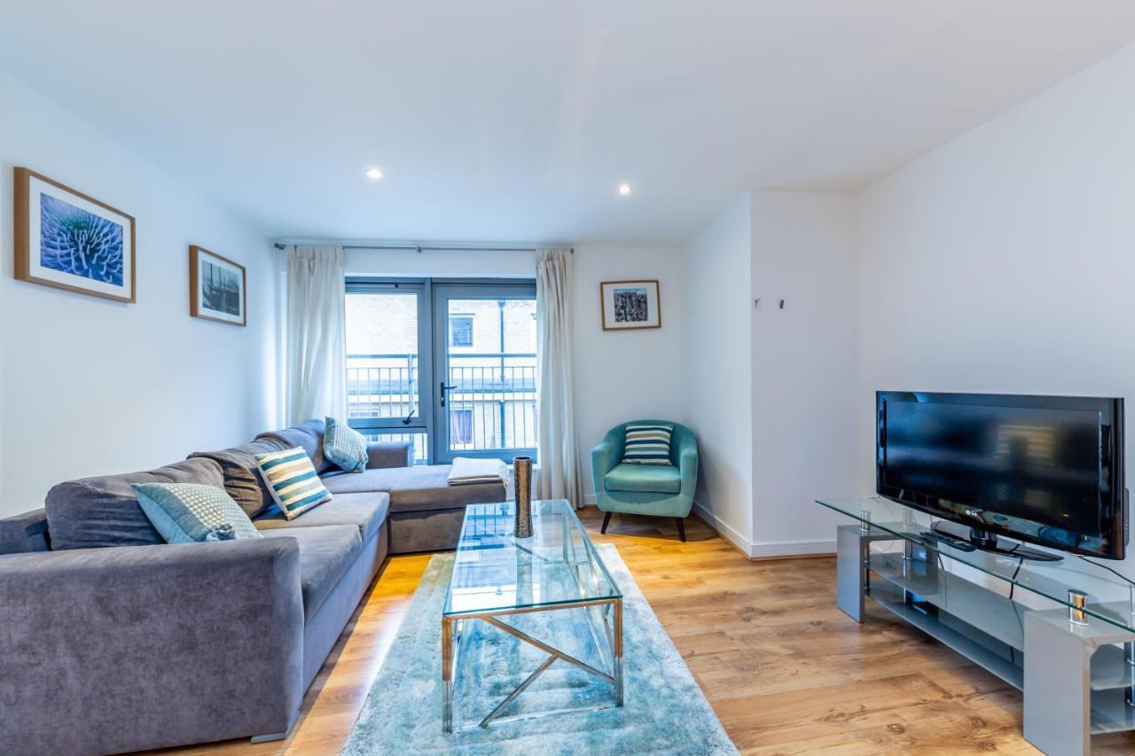 2 Bed Executive Apartment Next To Liverpool Street Free Wifi By City Stay Aparts ロンドン エクステリア 写真