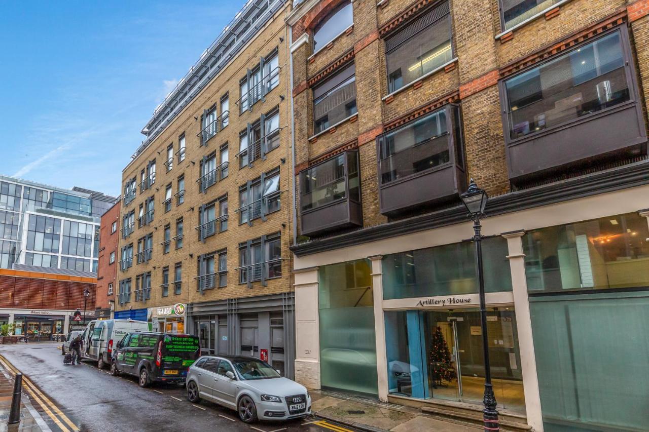 2 Bed Executive Apartment Next To Liverpool Street Free Wifi By City Stay Aparts ロンドン エクステリア 写真